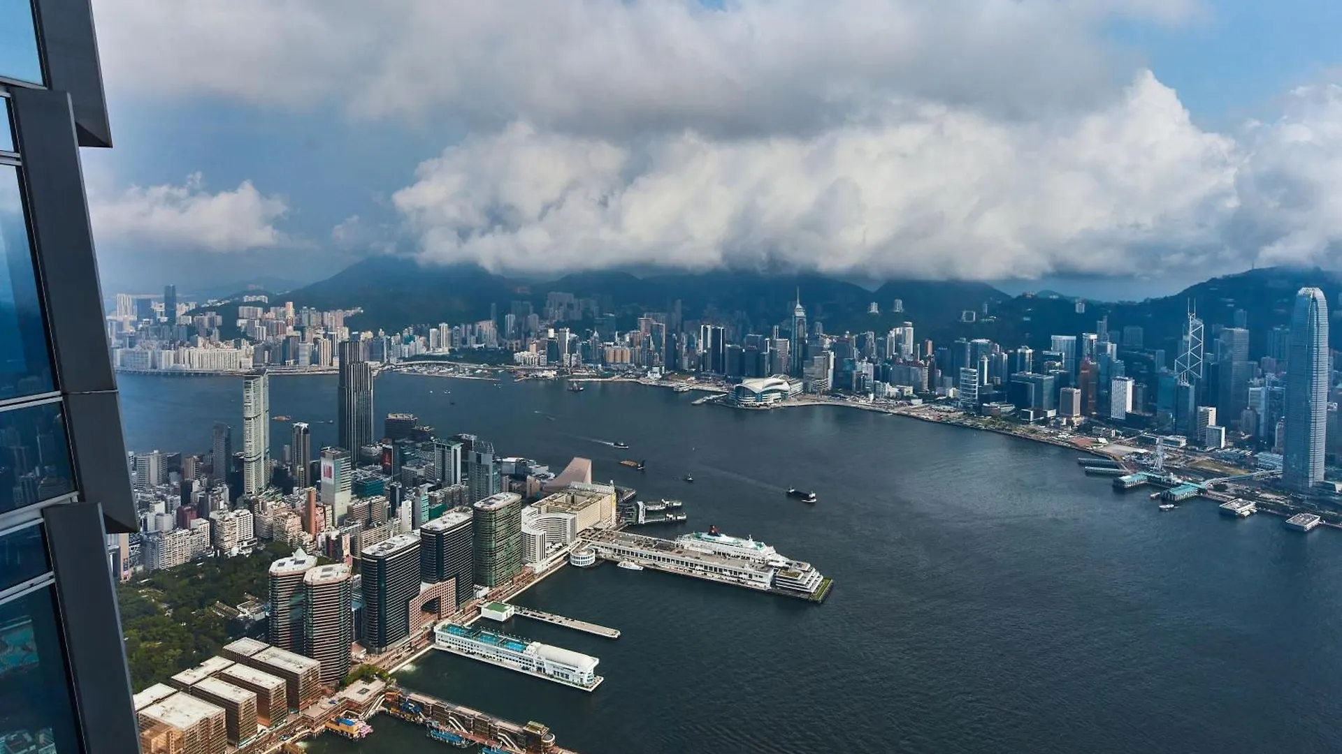 The Ritz-Carlton, Hong Kong Hotel