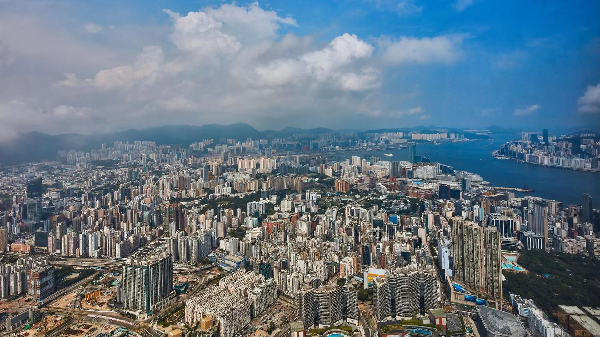 The Ritz-Carlton, Hong Kong Hotel