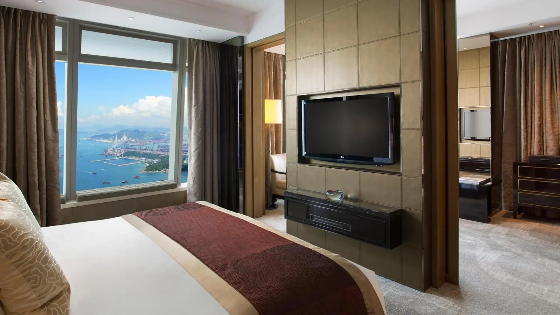 The Ritz-Carlton, Hong Kong Hotel