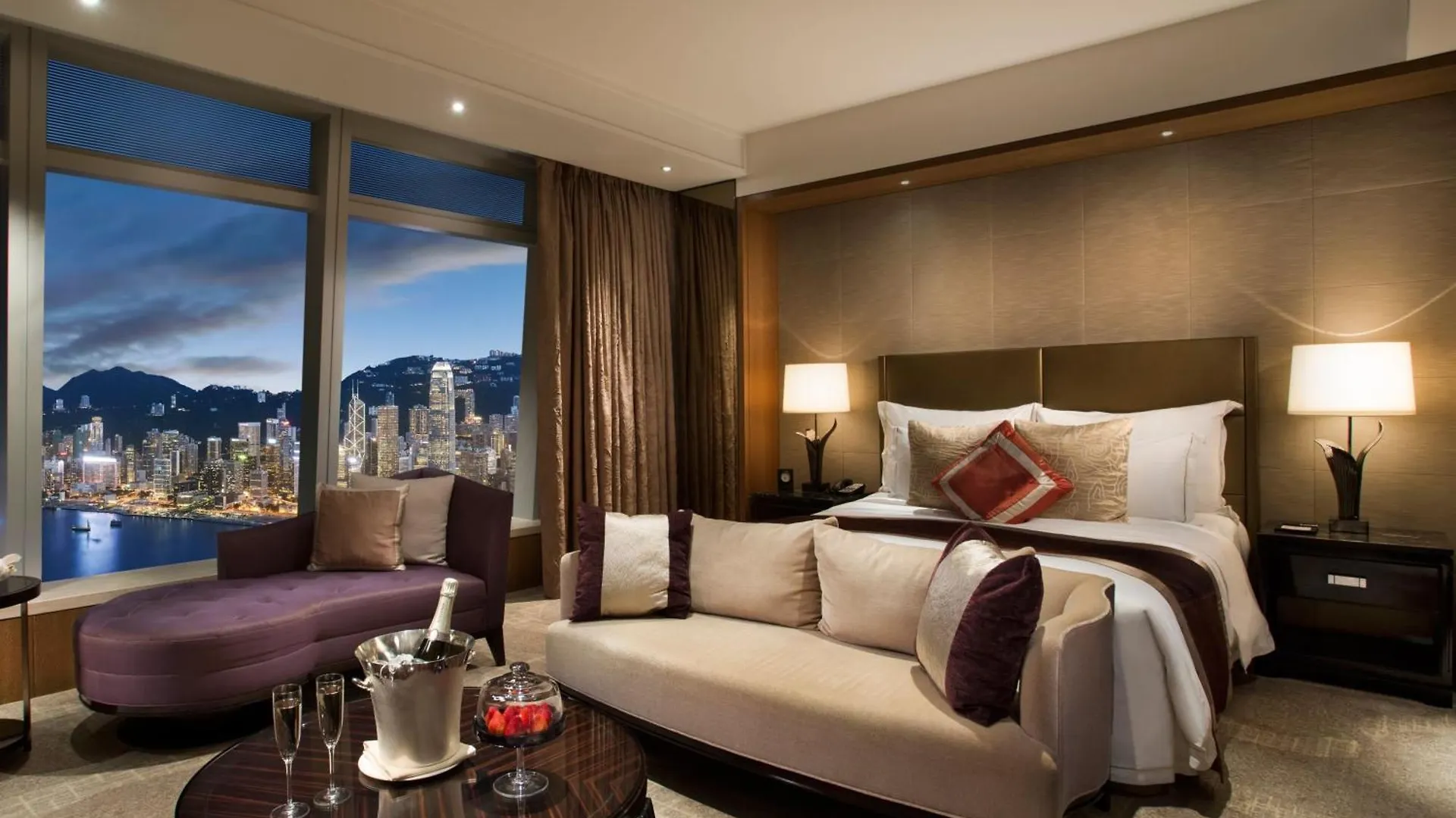 The Ritz-Carlton, Hong Kong Hotel 5*,
