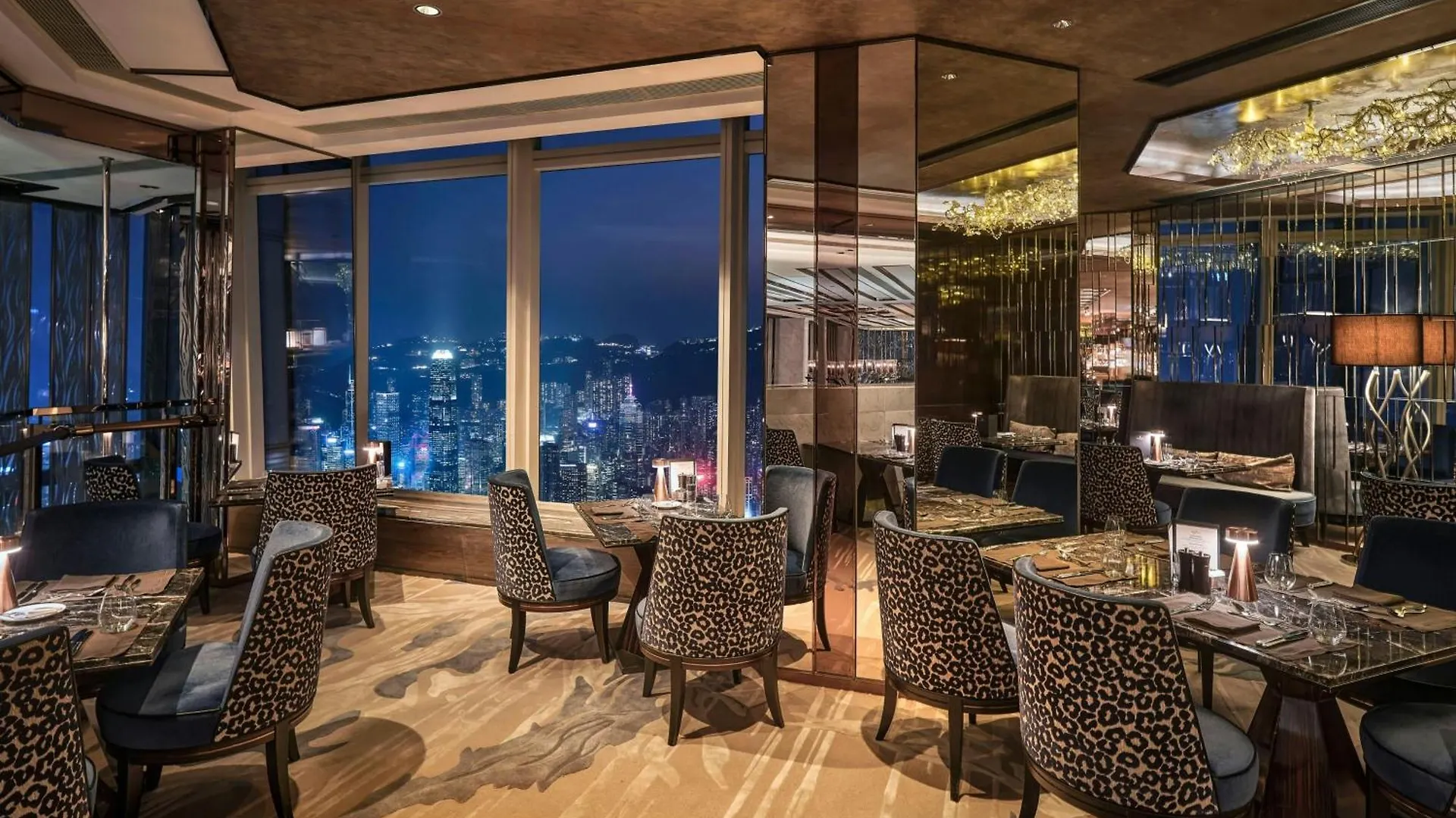 The Ritz-Carlton, Hong Kong Hotel 5*,  China
